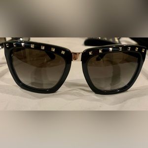 Authentic Valentino Rockstud Sunglasses. Great condition.